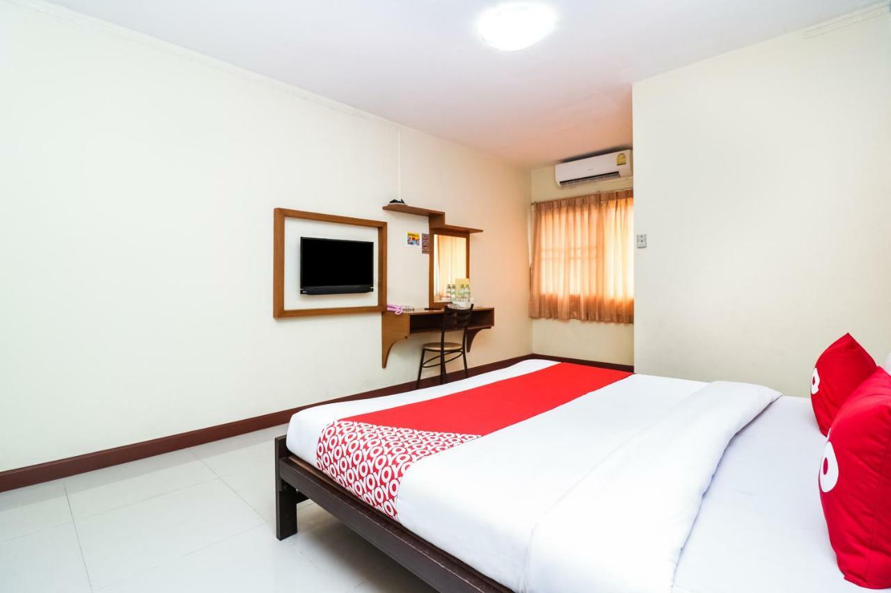 Oyo 237 Thitikorn Grandview Ban Pak Khlong Si Exterior foto